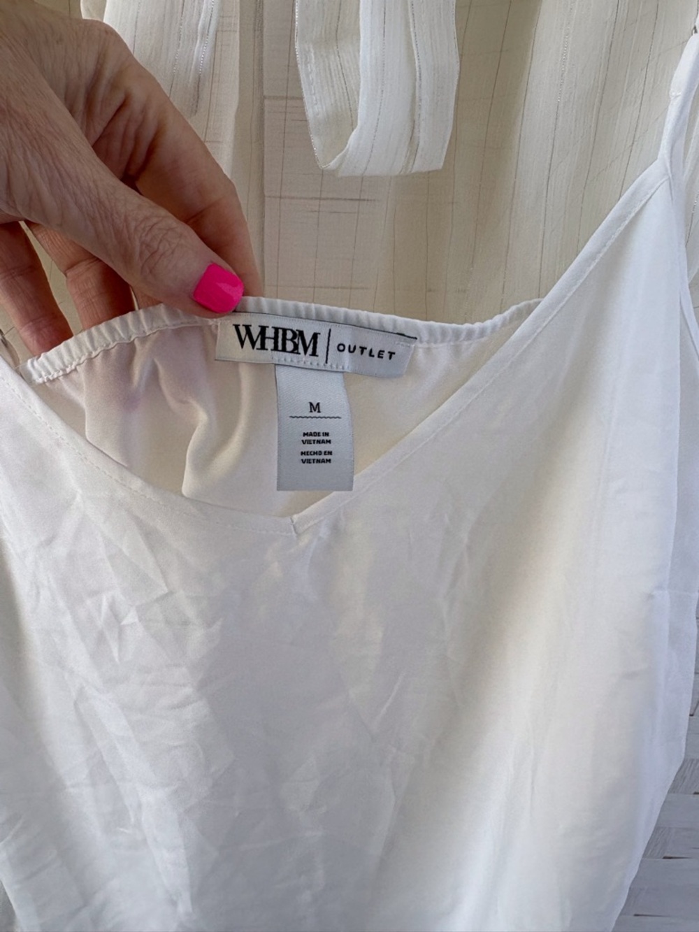 White House Black Market Size M Tie Neck Blouse career Office Church Party NWT - Picture 10 of 13